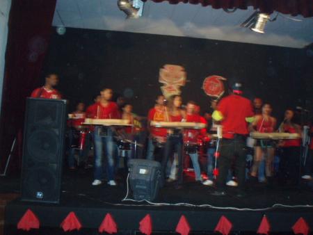 VAKA BAND EN LIVE